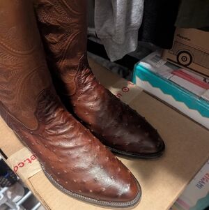 Ariat Benchmade 10044805 “James” Full Quill Ostrich Boot 11D 700$ *Worn Twice*